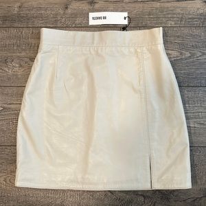 New leather miniskirt BB Dakota
